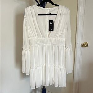 White V-Neck Long Sleeve Dress